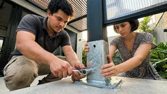 Pergolado de ferro: ideias modernas para varanda, jardim e garagem