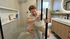 Bicarbonato de sódio na limpeza: 7 usos práticos que funcionam de verdade