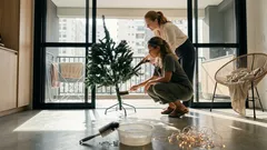 Como limpar árvore de Natal artificial e tirar o cheiro de guardado em 5 passos