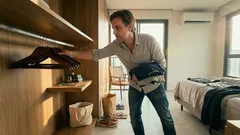 Guarda-roupa travado? 7 passos simples para destravar o armário e manter a ordem